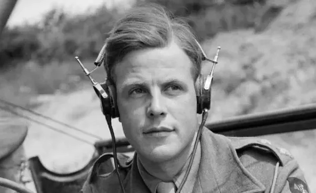 Auriculares de la Segunda Guerra Mundial